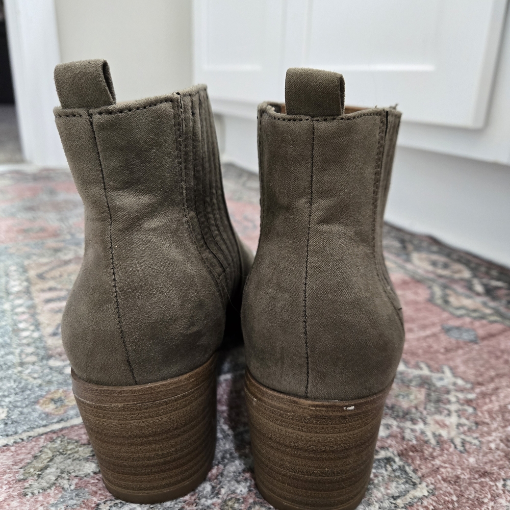 Universal Thread Olive Ankle Boots - image 3